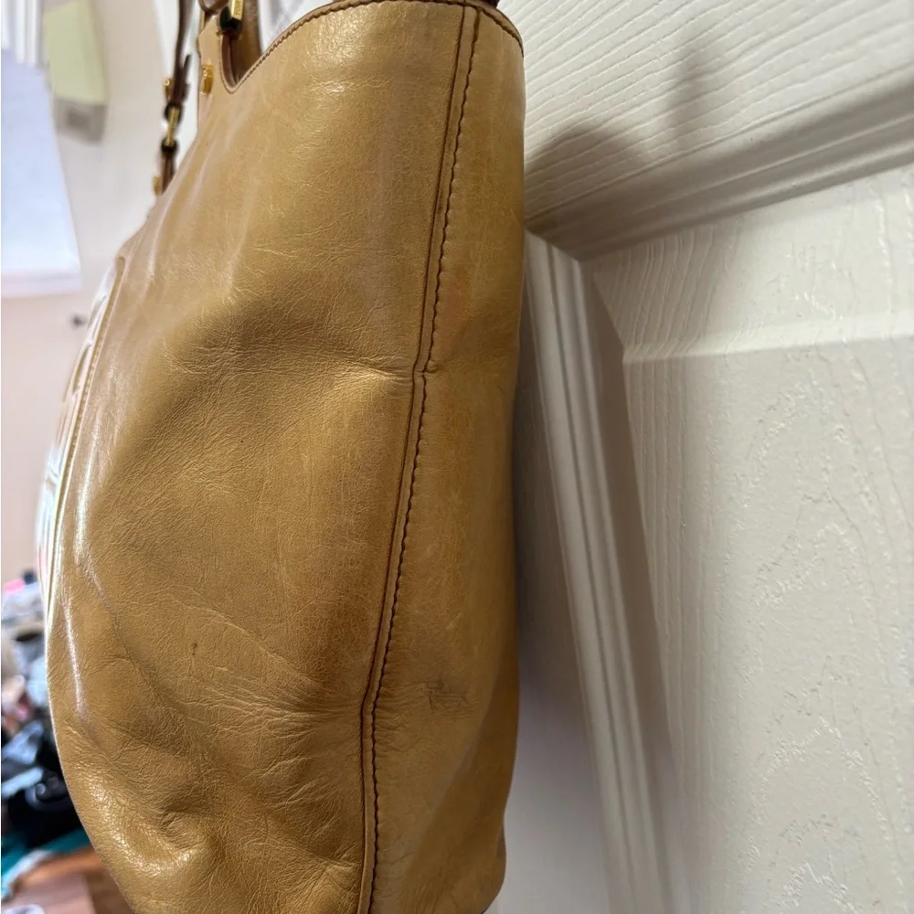 Tory Burch Bombe Glazed Leather Tote in Royal Tan EUC - Picture 3 of 16